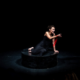 ANTIGONE – MONOLOGO PER DONNA SOLA